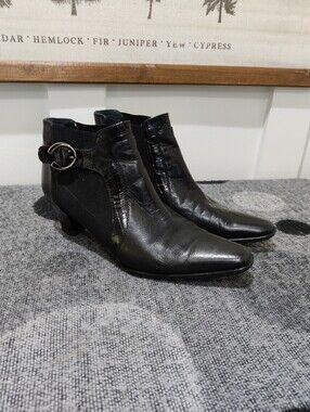 PREVATA Italy Black Leather Croc Embossed Buckle Ankle Booties Kitten Heel 6.5B